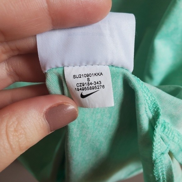 Mint Nike Running Dri-Fit T-shirt - Picture 15 of 16